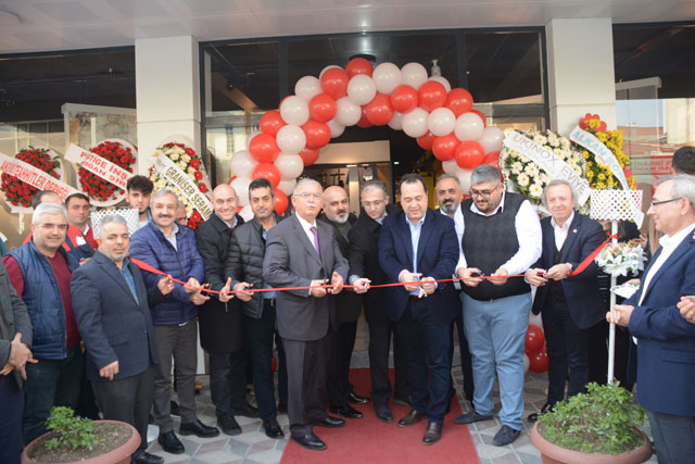 Enkaya Yapı Market Graniser Seramik Showroom hizmete açıldı