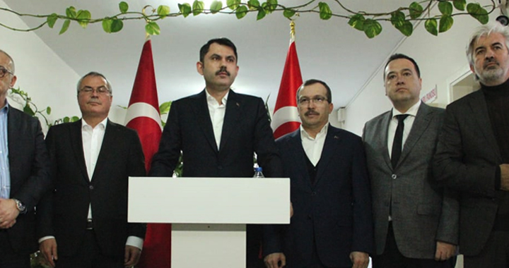 Çevre ve Şehircilik Bakanı Kurum, Akhisar ve Kırkağaç'ta incelemelerde bulundu