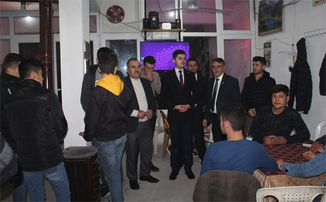 Yeniden Refah Partisi, Akhisar’da depremzedeleri ziyaret etti