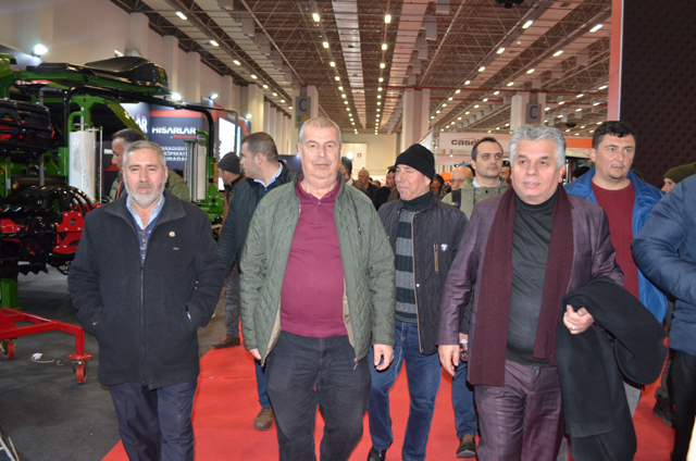 Akhisar Ziraat Odası 350 üreticisi ile birlikte İzmir tarım fuarında