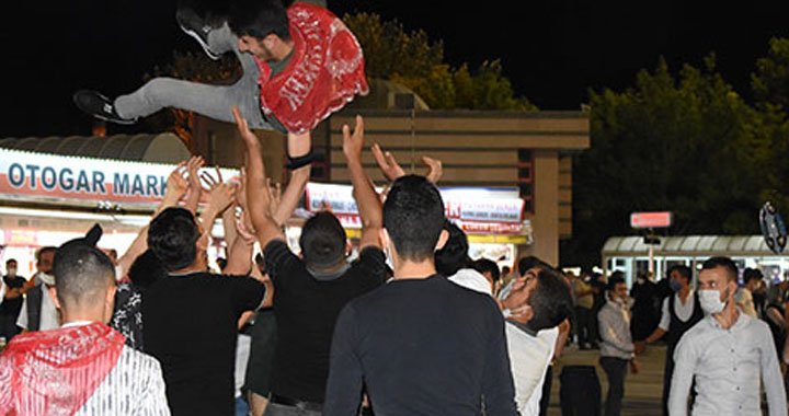 Manisa’da asker uğurlama törenlerine kısıtlama getirildi