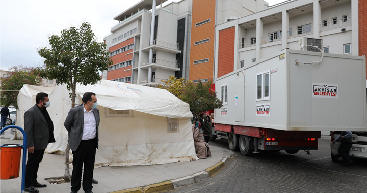 Akhisar Belediyesi'nden koronavirüs tespit merkezine konteyner desteği