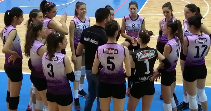 Kadın voleybol takımı, Bornova Belediye’ye mağlup oldu