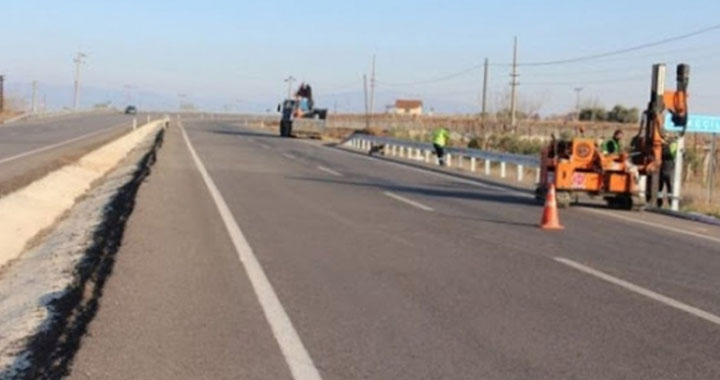 Valilik açıkladı: Akhisar-Zeytinliova yolu trafiğe kapatıldı