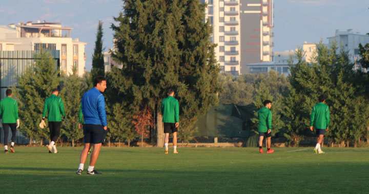 Akhisarspor, Altınordu ve Altay maçlarından en az 4 puan bekliyor