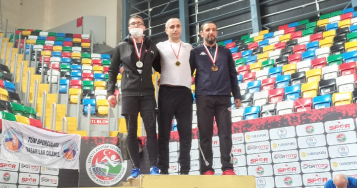 Türkiye Masterlar Salon Şampiyonası’nda Akhisar’a bir gümüş bir altın madalya