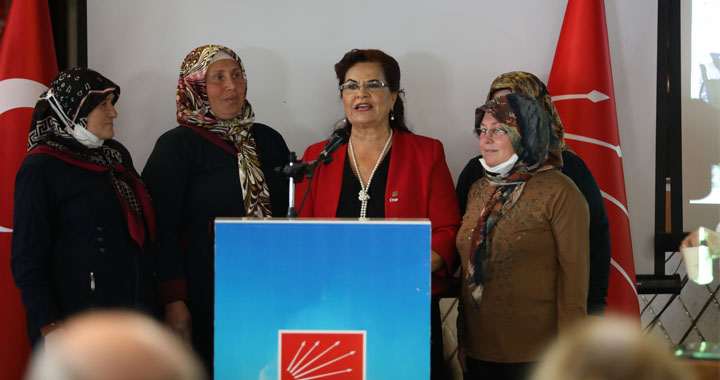 CHP Akhisar Kadın Kolları birlik ve dayanışma programında buluştu
