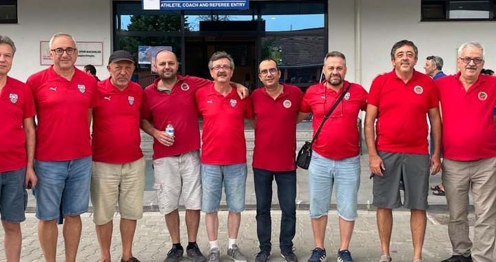 Akhisar Belediye Briç takımından Türkiye Beşinciliği