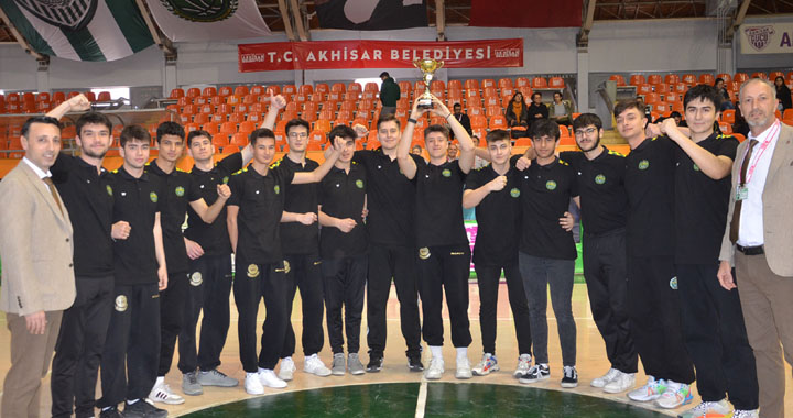 Akhisarlı genç basketçiler Anadolu Şampiyonasına gidiyorlar