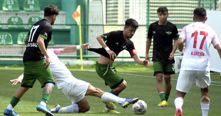 Kepez, Akhisarspor’u ikinci yarıda mağlup etti 4-0