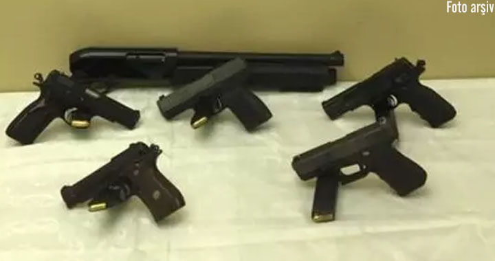 Silah ticareti yapan 9 kişi yakalandı