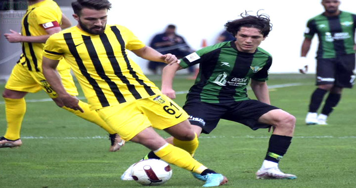 Akhisarspor, Bayburt Özel İdare Spor’u 2-0’la geçti