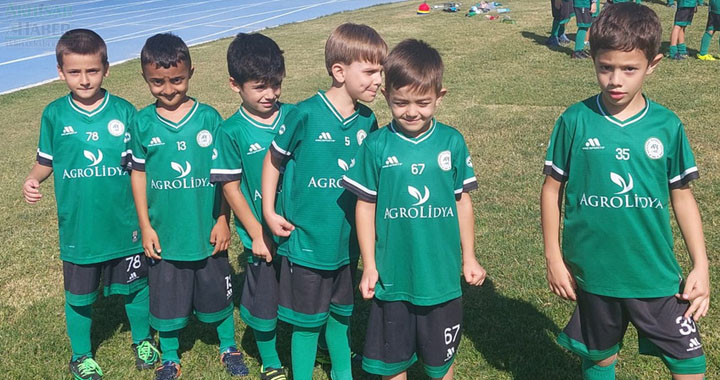 Akhisar FK Futbol Okulu çalışmaları hızla devam ediyor