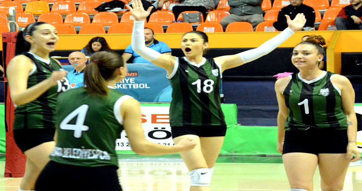 Belediye Kadın Voleybol, Aliağa KYZ Sporu s 3-1 mağlup etti