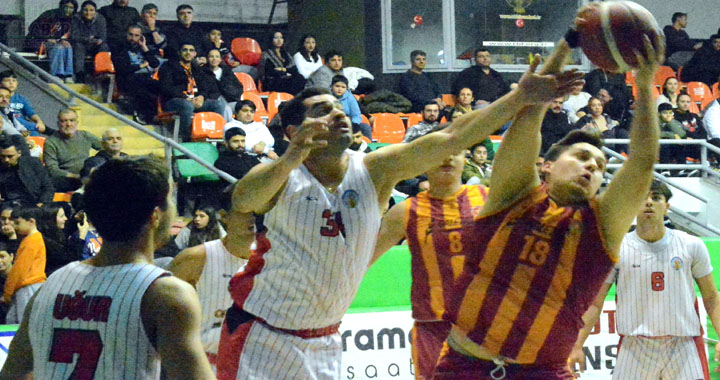 Kayalıoğluspor, Manisa Yeni Yıldızlar Basketbolu 82-77 mağlup etti