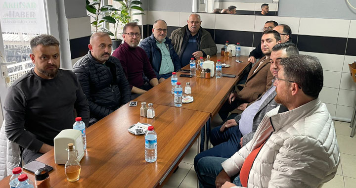 Fatih Füzün, MHP İlçe Başkanı ve Ülkü Ocakları Başkanı ile buluştu