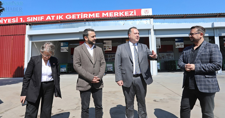 Akhisar Belediyesi 1'inci Sınıf Atık Getirme Merkezi tanıtıldı