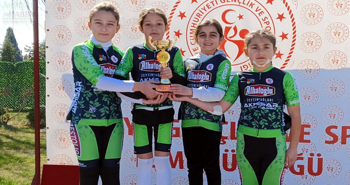 Bisiklet Türkiye Kupasında Akhisar üçüncü oldu