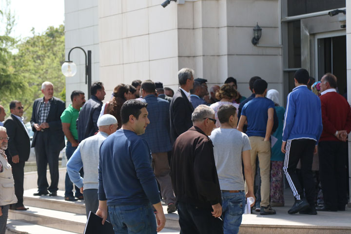 Akhisar’da 5 Kişi Yasadışı Gösteriden Gözaltına Alındı