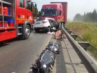 Akhisar-Saruhanlı arası kaza 2 ölü 3 yaralı