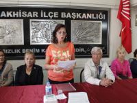 CHP’li kadınlar Bahriye Üçok’u andı