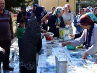 Millet Camii, Kur’an kursunda aşure ikramı