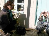 Akhisar CHP'li kadınlar kapı kapı dolaşıyor