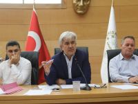 Akhisar Belediye Başkanı Salih Hızlı, yolların durumu ile ilgili bilgi verdi