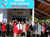 Özel Akhisar Eksen Temel Lisesi Öğretmenleri, Down Cafe'yi ziyaret etti