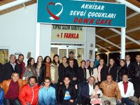 Akhisarspor Taraftarları Derneği, Down Cafe'yi ziyaret etti