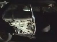 Akhisar’da otomobil ve servis otobüsü kafa kafaya çarpıştı