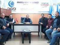 Anadolu Gençlik Derneği Akhisar temsilciliği, öğretmenler gününü kutladı