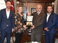 Vali Güvençer, Türkiye’nin ilk kadın oda başkanı Pınar Güney ve yönetimini ağırladı