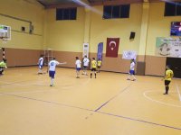 Hüseyin Çeçen ve Armağan Özeş Futsal turnuvasında final grubu şekilleniyor
