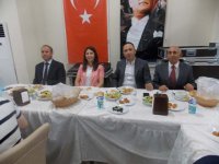 Akhisar Cumhuriyet Başsavcısı hükümlülerle iftar sofrasında buluştu