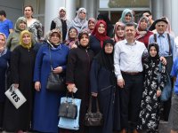 AK Partili Özkan, Huzurevi'nde kalan yaşlıların Kadir Gecesini kutladı