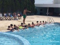 Palm City Hotel Akhisar’da 2. dönem yüzme kursu başlıyor