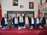 CHP Büyükşehir aday adayı Zeyrek Akhisar’da açıklama yaptı