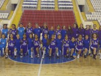 Basketbolda Akhisargücü U-14 kız takımı, Yunusemre Belediyespor’a konuk oldu