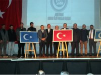 Akhisar Ülkü Ocaklarından Doğu Türkistan Konferansı