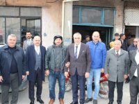 Eryüksel, AK Parti Manisa il başkanı Mersinli ile Akhisarlı esnaftan destek istedi
