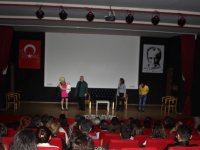 Bahçeşehir Kolejinde tiyatro şöleni