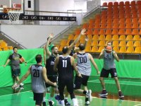 Akhisar Belediye Basketbol evinde moral arıyor