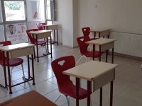 Uğur Kursta ortaokul öğrencilerine telafi ve hazırlık kursları