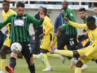Menemenspor, Akhisarspor'u gole boğdu 6-2