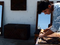 17 yaşındaki hakkak Selçuklu ve Osmanlı motiflerini ahşaba işliyor