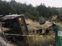 Akhisar'da devrilen çekicinin sürücüsü hayatını kaybetti