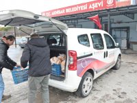 Akhisar Belediyesi Aşevi, ihtiyaç sahibi vatandaşların yanında