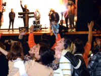 Akhisar Eşitlik ve Roman Derneği Emre Övek konseriyle açıldı