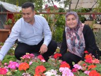 Kırkağaç Belediye Başkanı Dönmez, anneler gününü kutladı